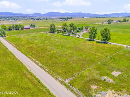 2693 U.s. Highway 395, Minden, NV 89423 Photo