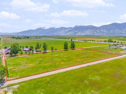 2693 U.s. Highway 395, Minden, NV 89423 Photo