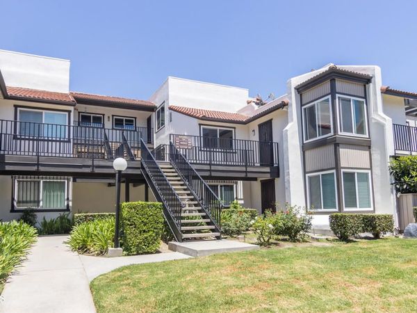 868 Cinnamon Lane, Unit 61, Duarte, CA 91010