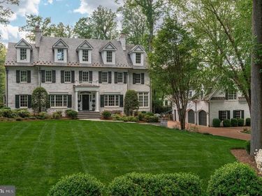 1210 CORBIN COURT , MCLEAN, VA 22101