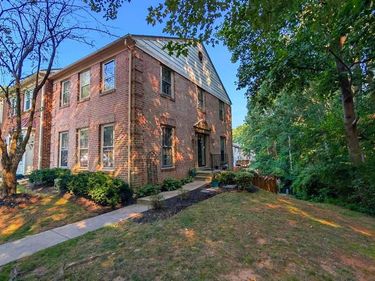 5612 SUTHERLAND COURT , BURKE, VA 22015