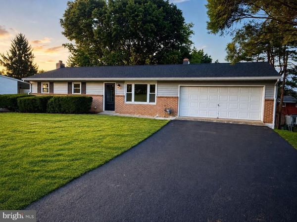 5013 LENKER STREET, MECHANICSBURG, PA 17050