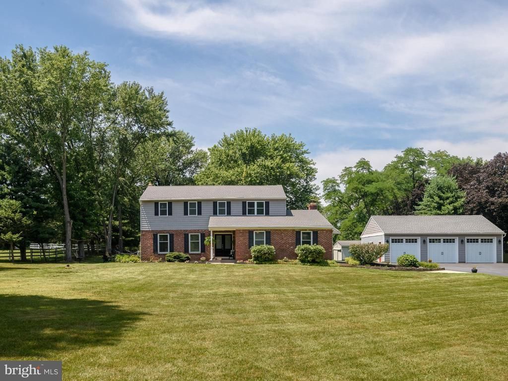 31 GLEN MANOR LANE , GLENMOORE, PA 19343