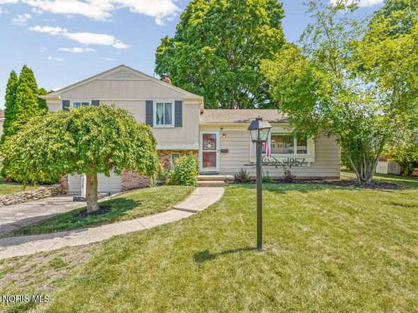 1957 Heatherlawn Drive , Toledo, OH 43614