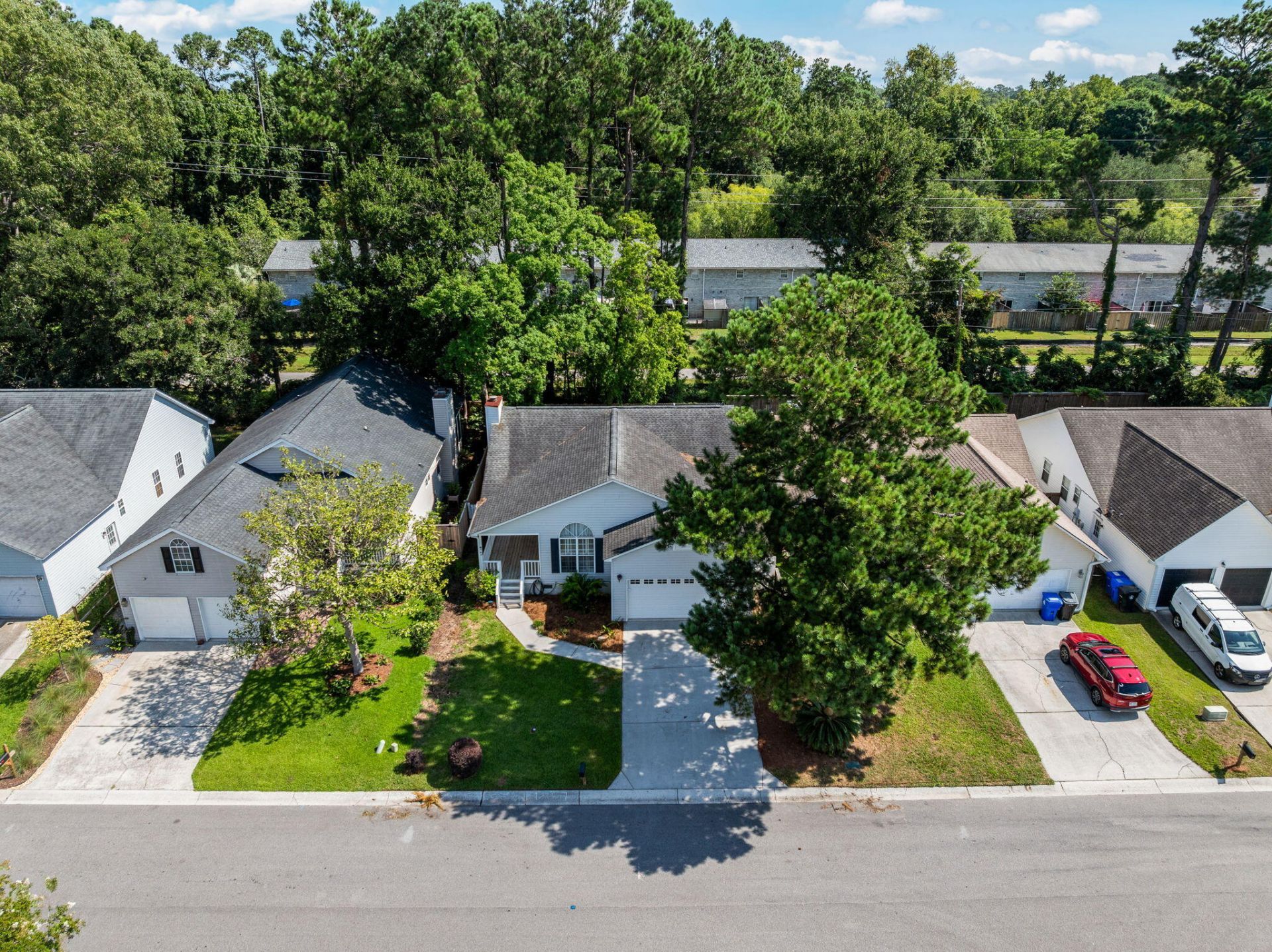 464 Cessna Avenue Photo 31