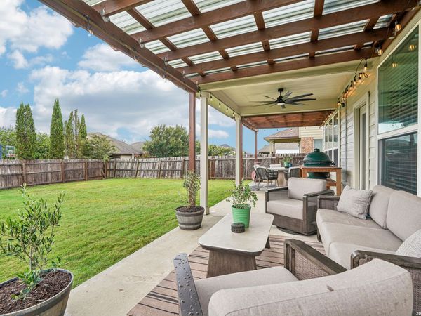 1344 LAUREN ST, New Braunfels, TX 78130
