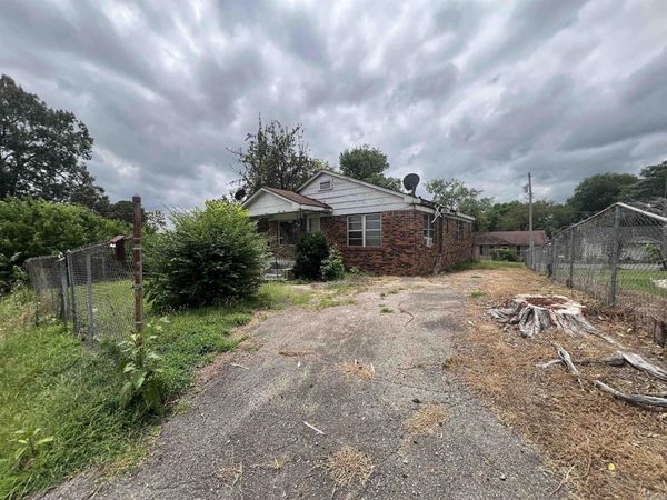 120 Vardon St , Hot Springs Village, AR 71901