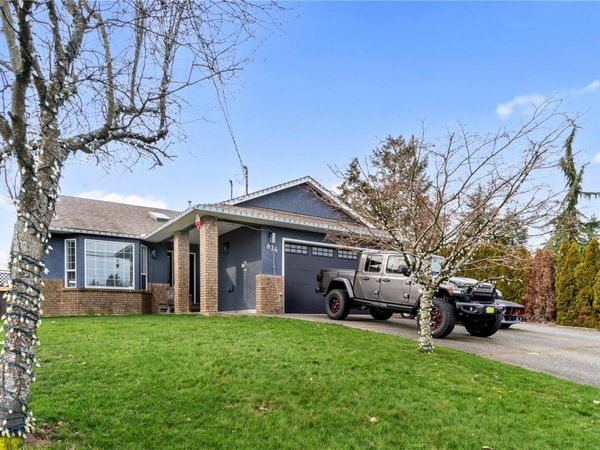 874 Aberdeen Dr , Parksville, BC V9P 2L9