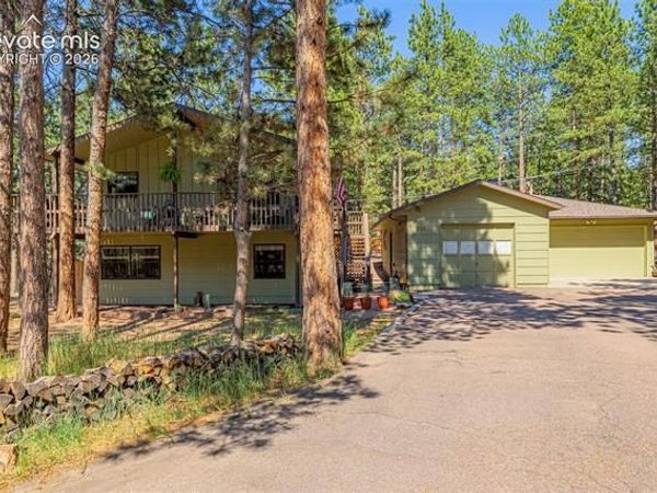 917 Centre Camino , Woodland Park, CO 80863