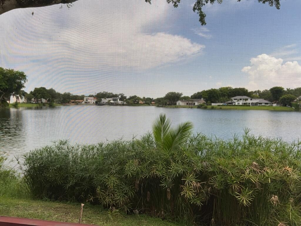 3094 Bermwood Lane, Unit 237, Hollywood, FL 33021 Photo