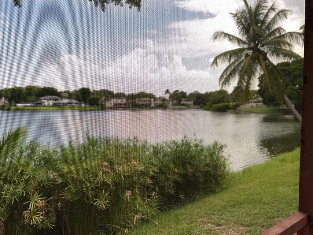 3094 Bermwood Lane, Unit 237, Hollywood, FL 33021 Photo