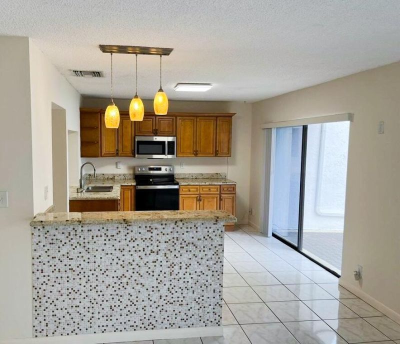 3094 Bermwood Lane, Unit 237, Hollywood, FL 33021 Photo