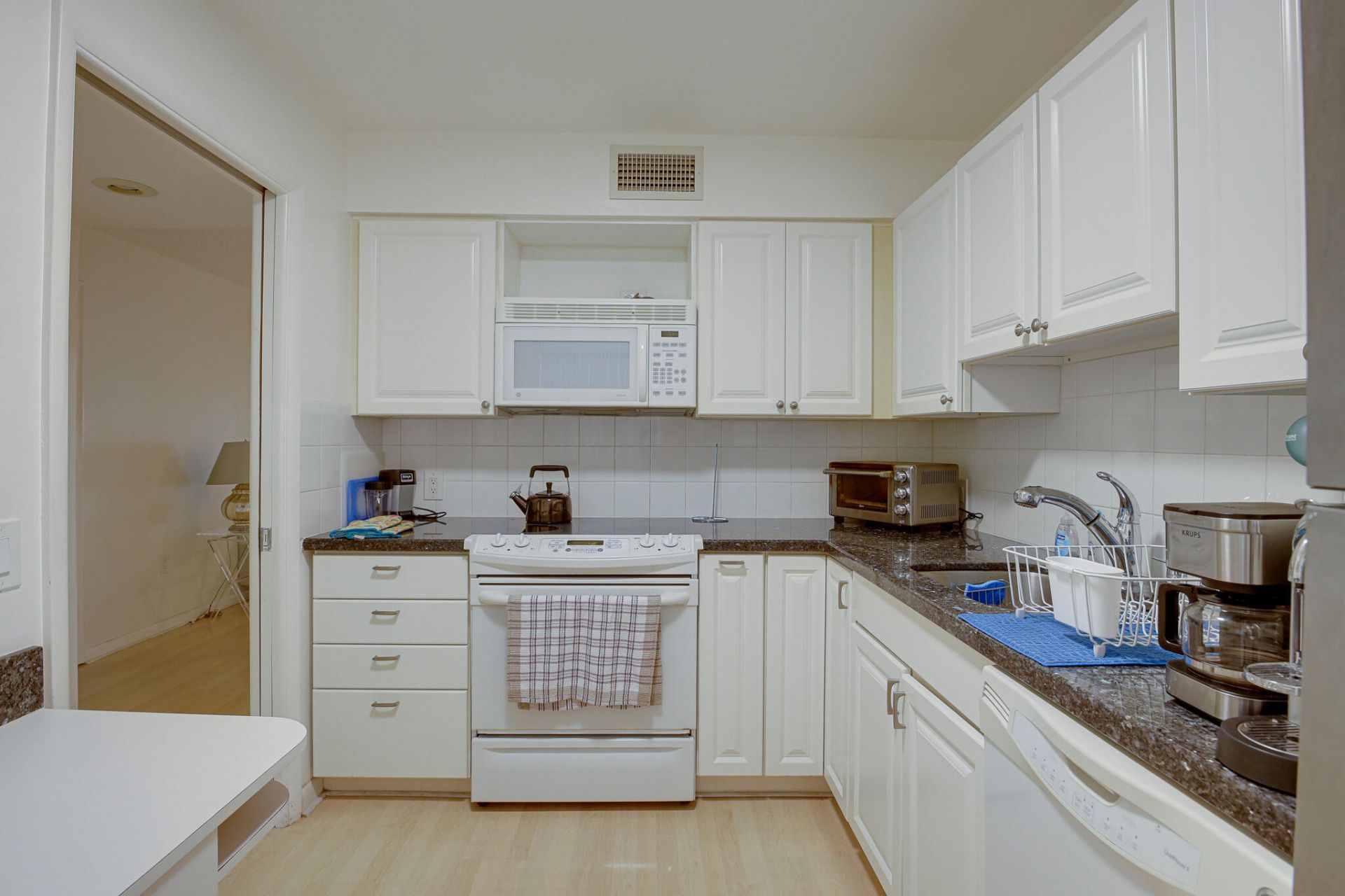 4230 Deste Court, Unit 303, Lake Worth, FL 33467 Photo
