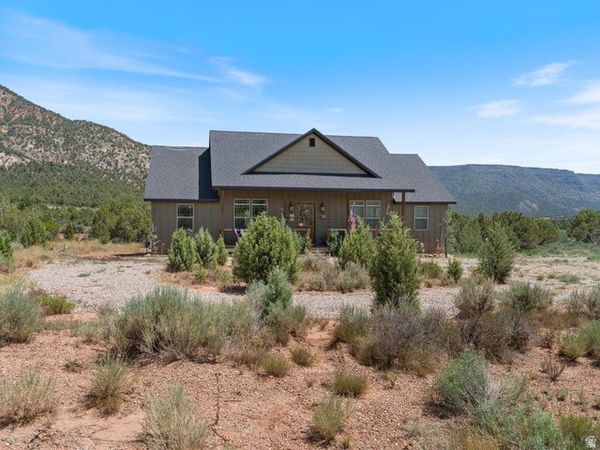 3014 E BADGER WAY , New Harmony, UT 84757