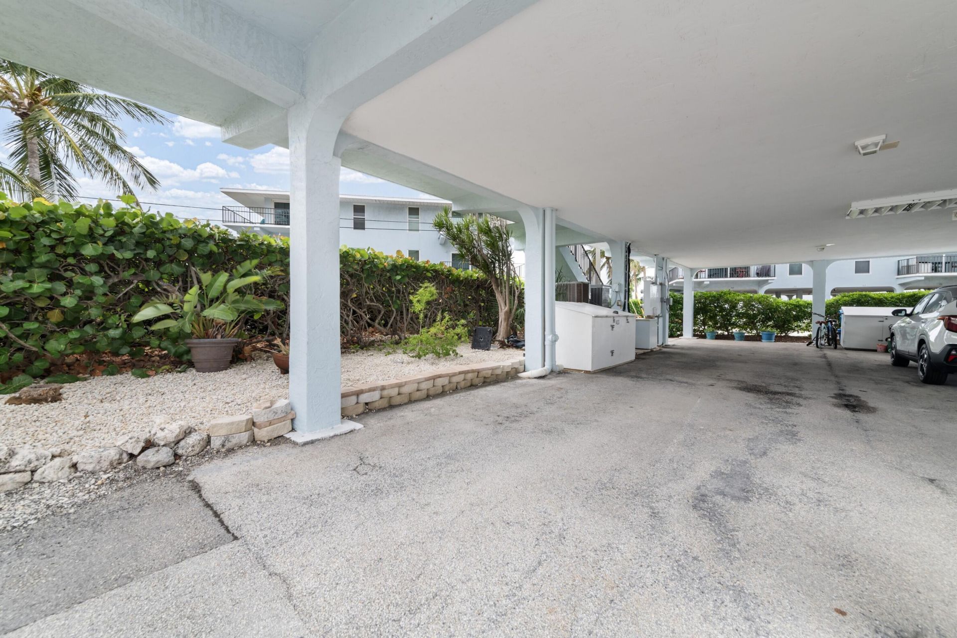 12690 Overseas Highway, Unit 413, Marathon, FL 33050 Photo