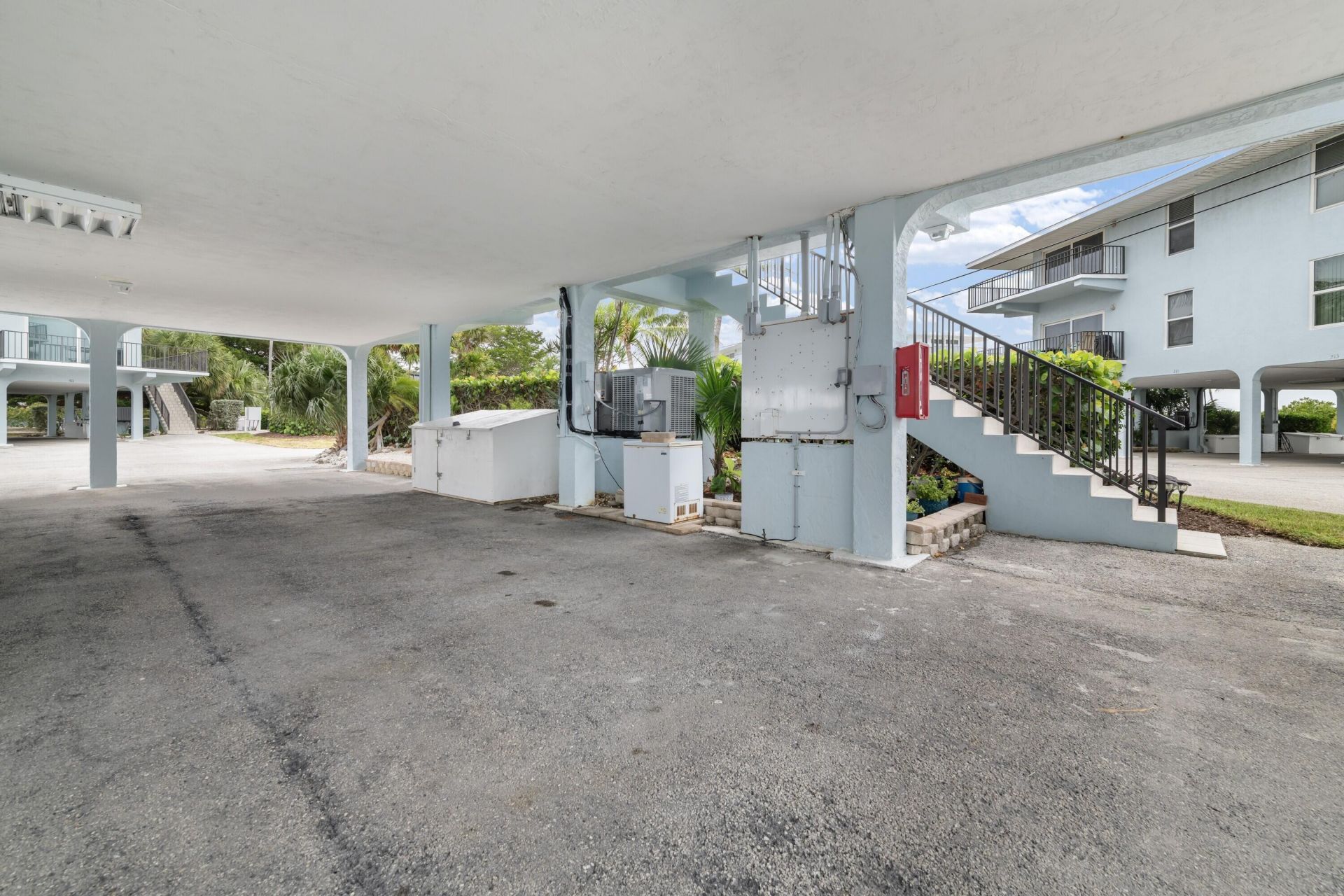 12690 Overseas Highway, Unit 413, Marathon, FL 33050 Photo