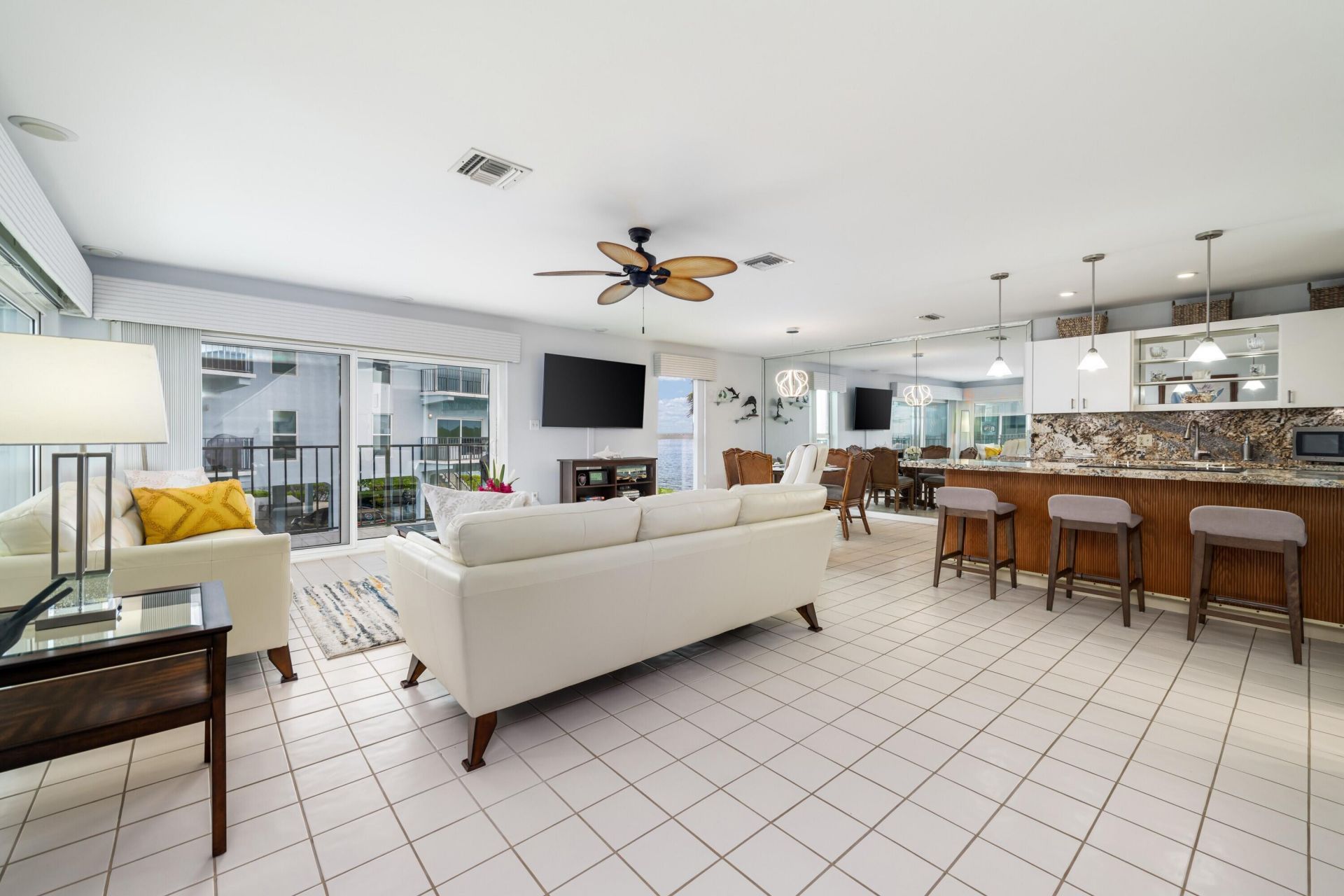 12690 Overseas Highway, Unit 413, Marathon, FL 33050 Photo