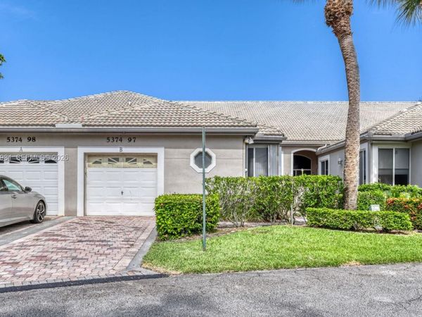 5374 Monterey Cir, Unit B, Delray Beach, FL 33484
