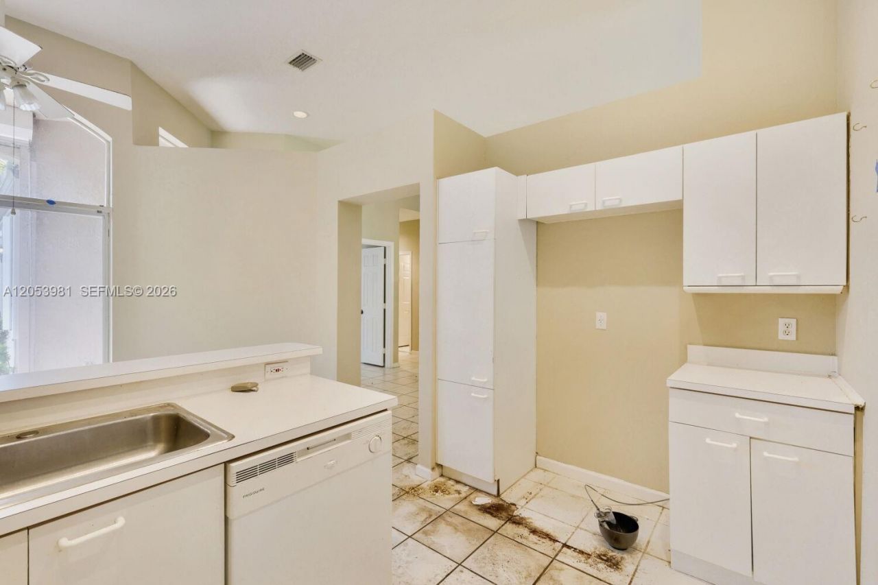 5374 Monterey Cir, Unit B, Delray Beach, FL 33484 Photo