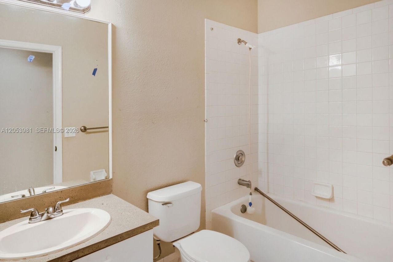 5374 Monterey Cir, Unit B, Delray Beach, FL 33484 Photo