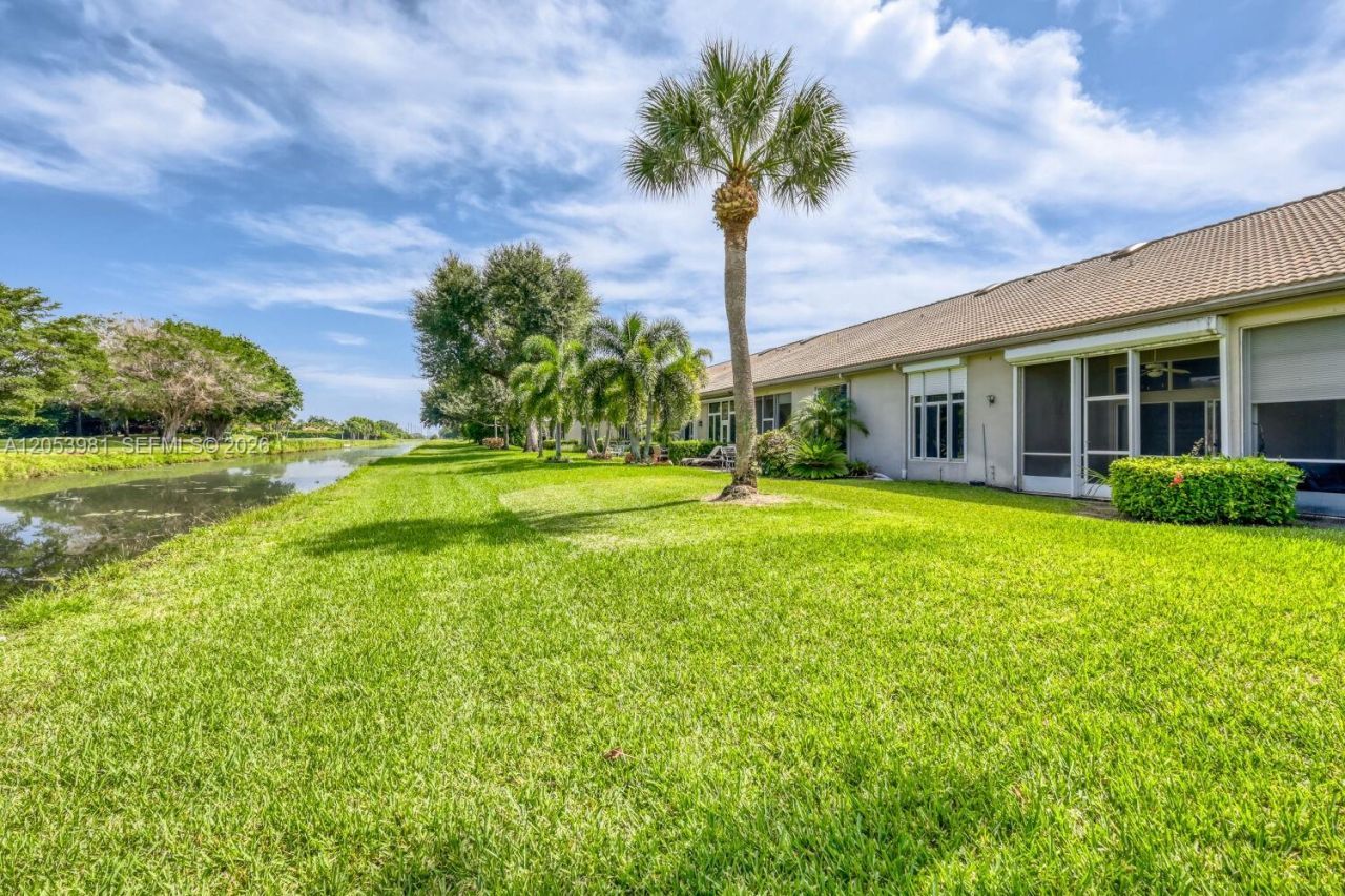 5374 Monterey Cir, Unit B, Delray Beach, FL 33484 Photo