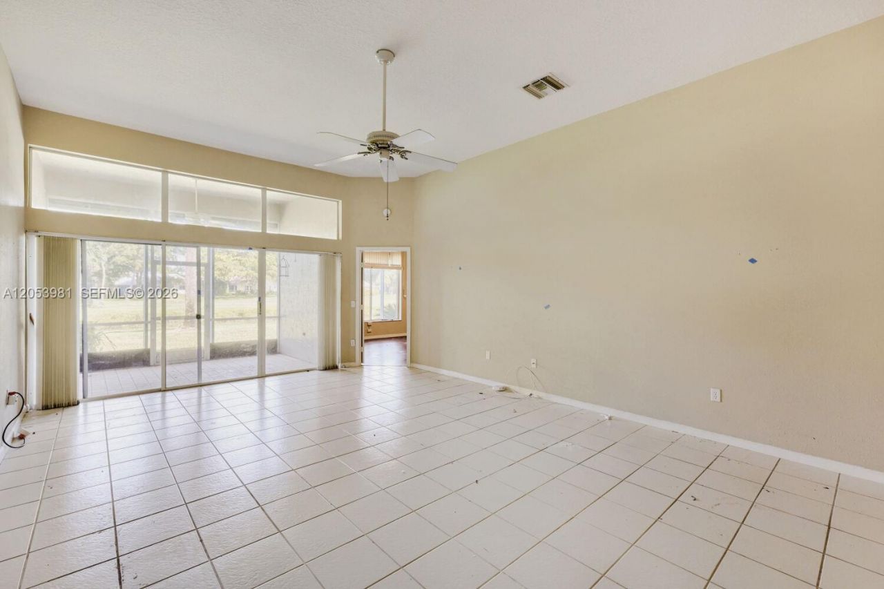 5374 Monterey Cir, Unit B, Delray Beach, FL 33484 Photo