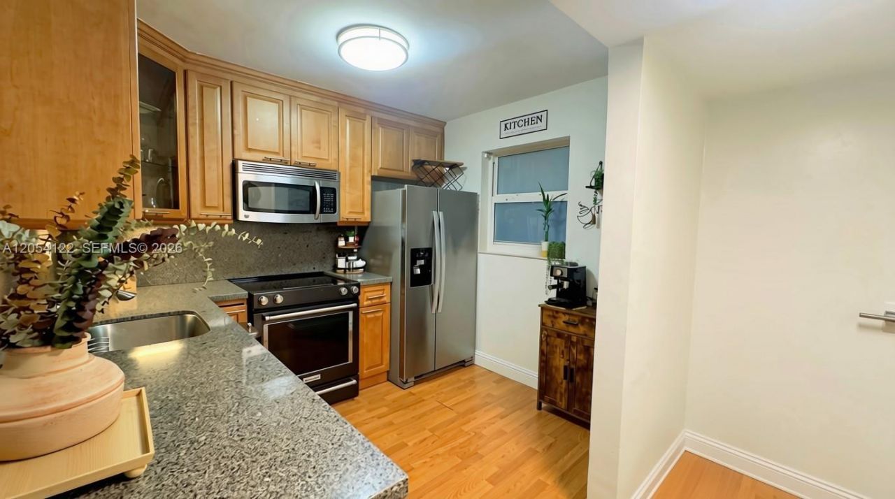 483 N Pine Island Rd , Unit C-205, Plantation, FL 33324 Photo