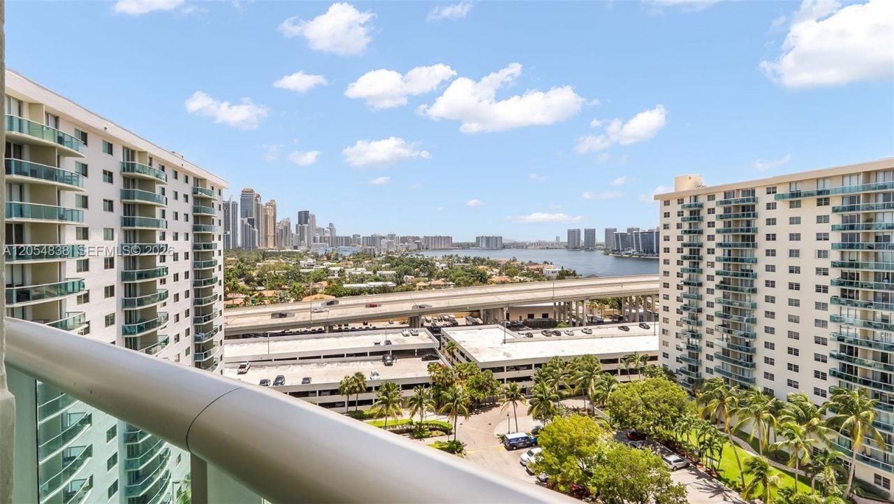 19380 Collins Ave , Unit 1423, Sunny Isles Beach, FL 33160 Photo