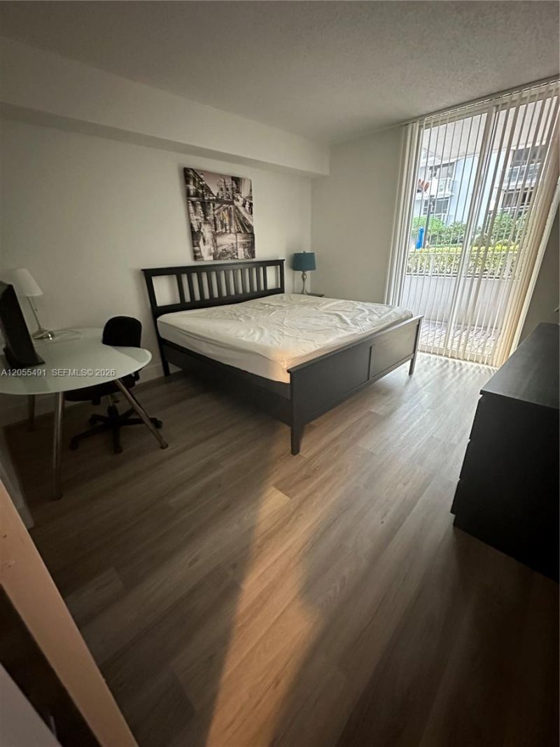 5085 NW 7th St , Unit 410, Miami, FL 33126 Photo