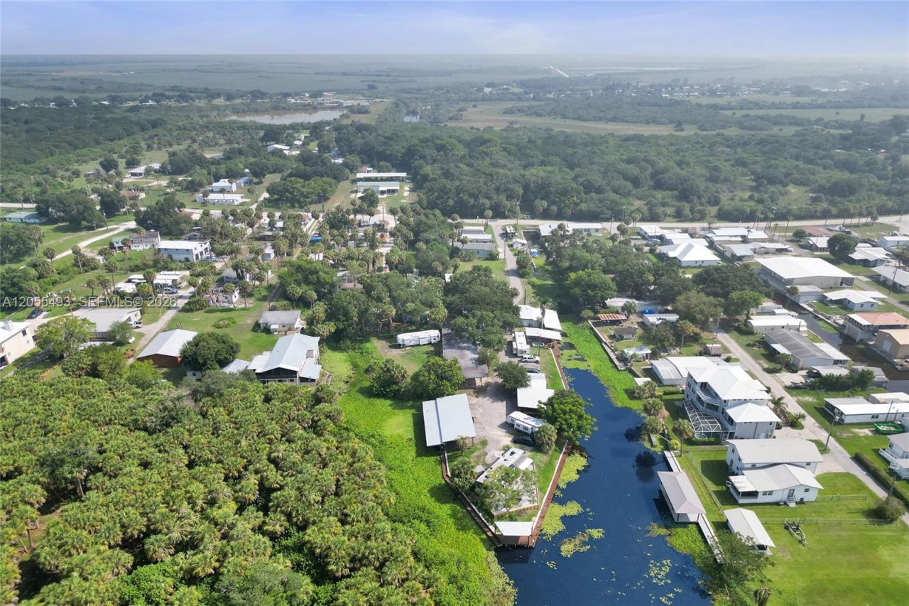 1069 Marina, Moore Haven, FL 33471 Photo