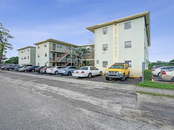 14100 NW 24th Ct , Unit 203, Opa-Locka, FL 33054