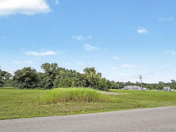 1139 Wewoka Street , Muskogee, OK 74401