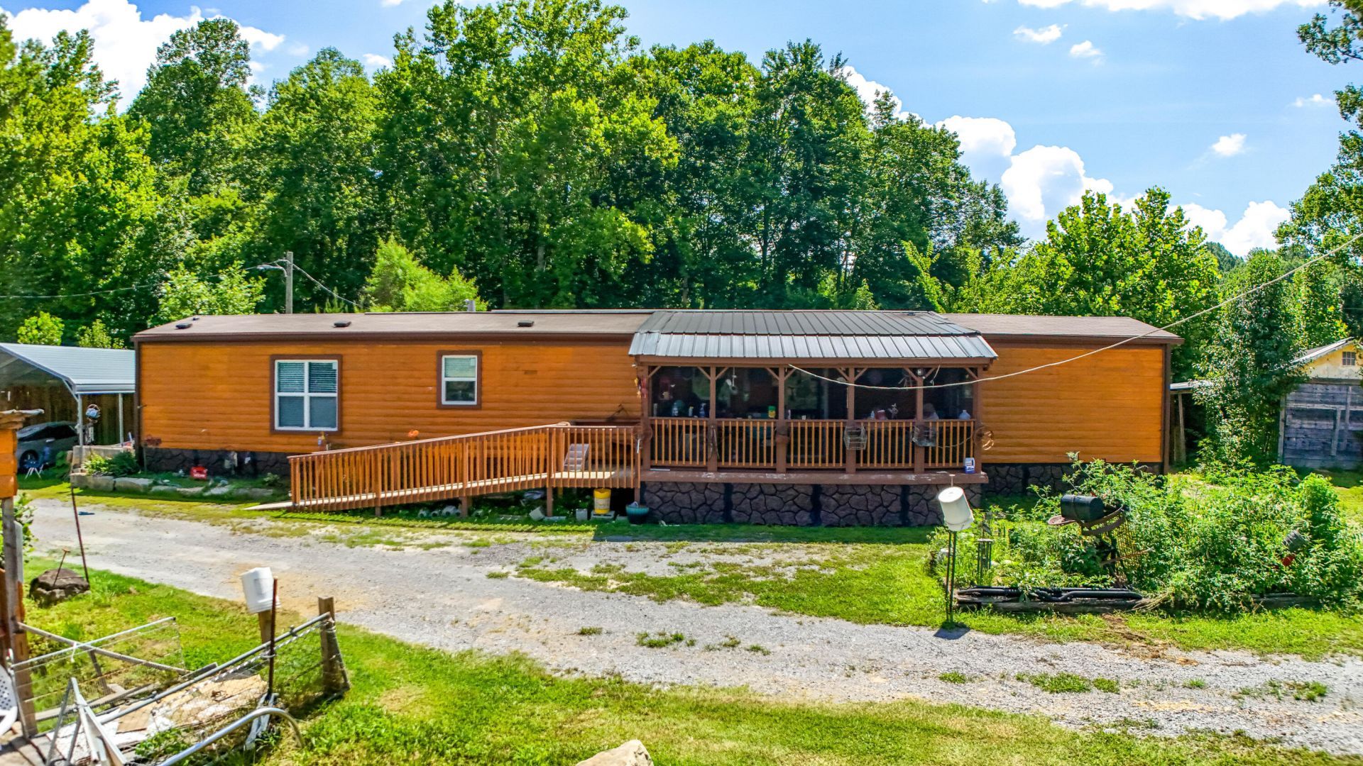 3500 State Hwy 930 , Barbourville, KY 40906