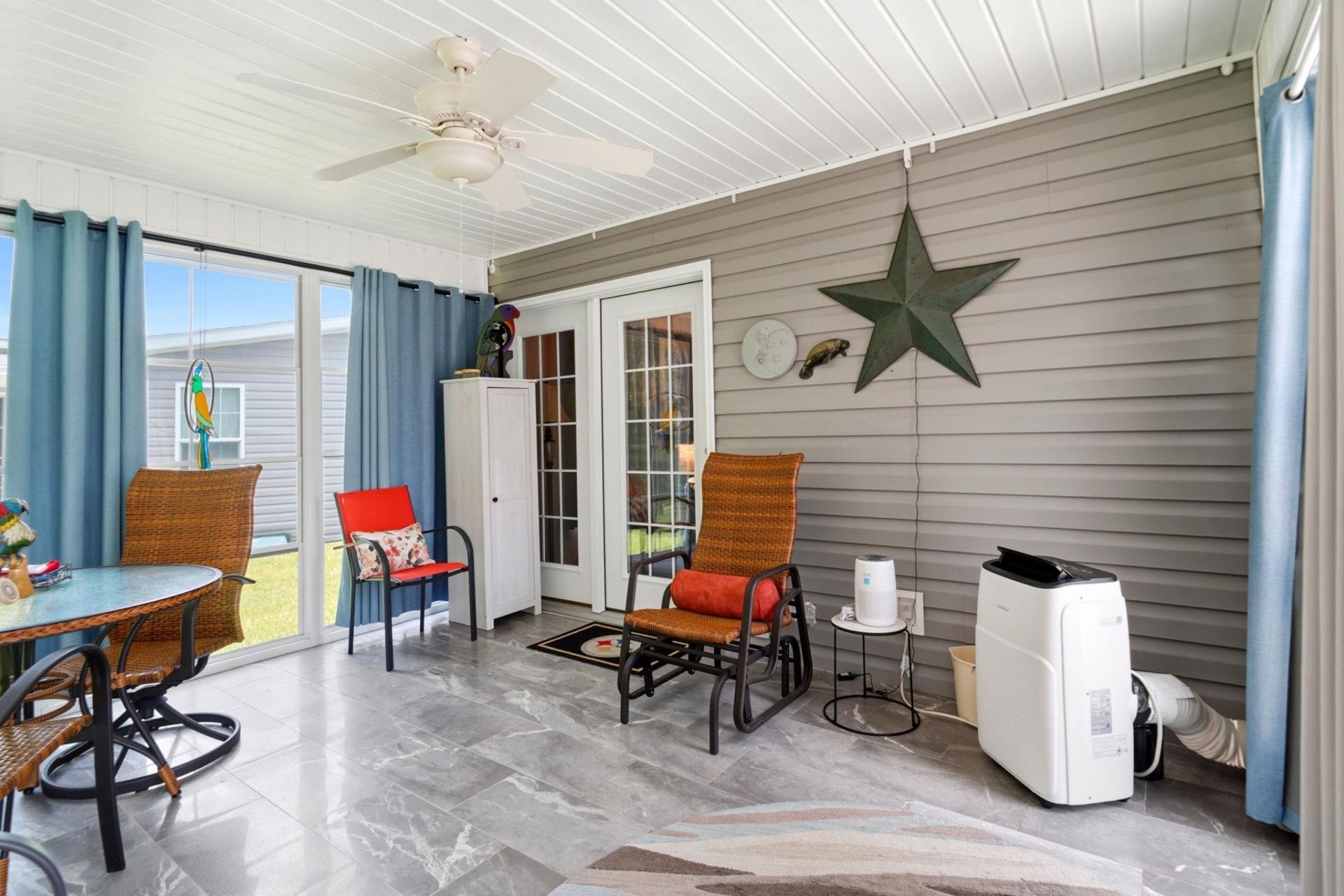 2039 Eastlynn Dr. Photo 18