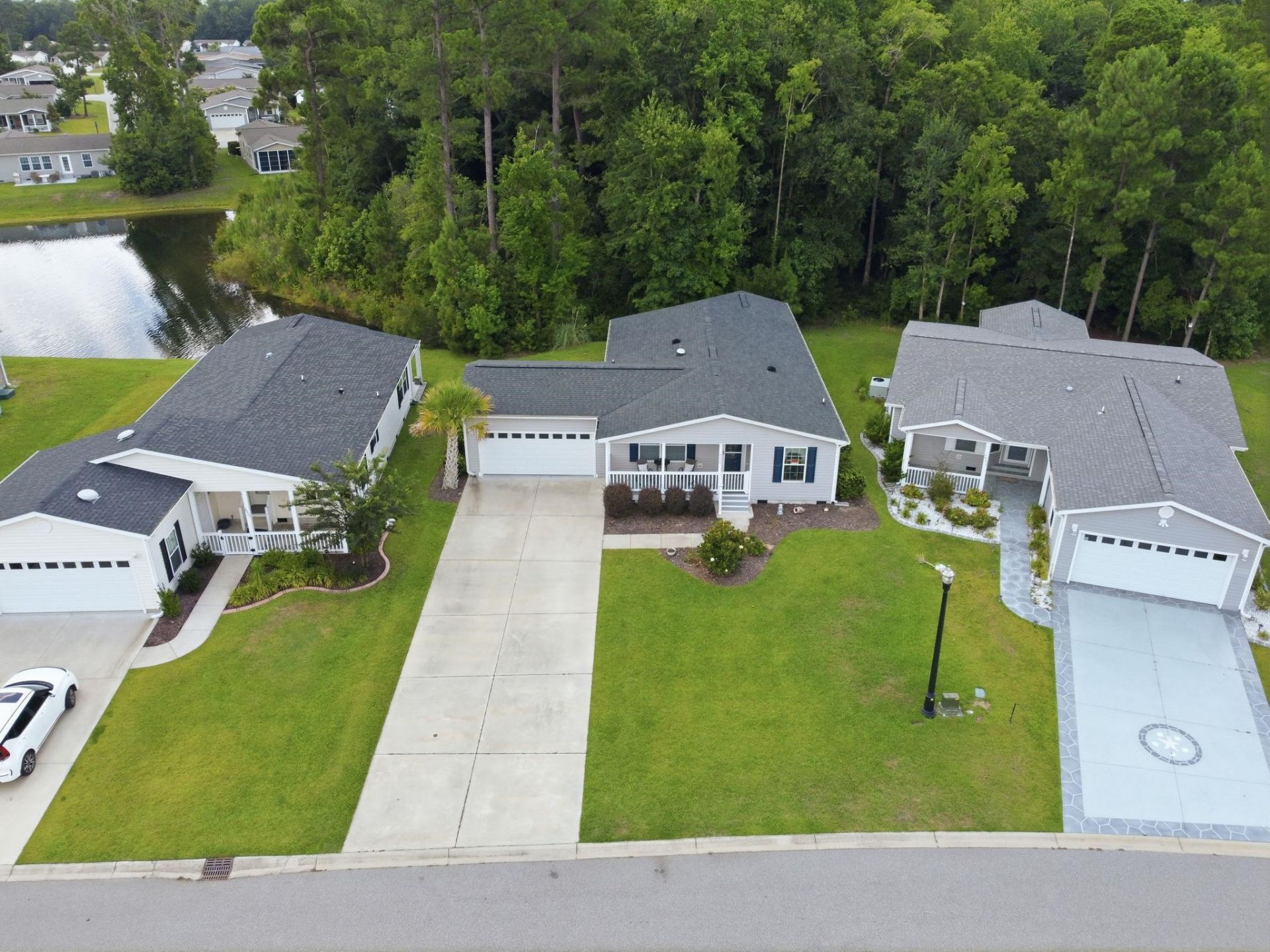 2039 Eastlynn Dr. Photo 22