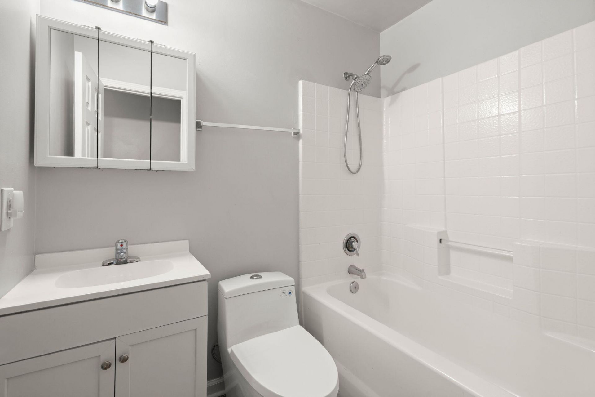 132 Coronet Street Photo 15