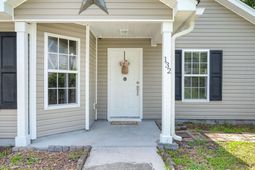 132 Coronet Street photo 4