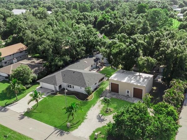 1672 Many RD , NORTH FORT MYERS, FL 33903