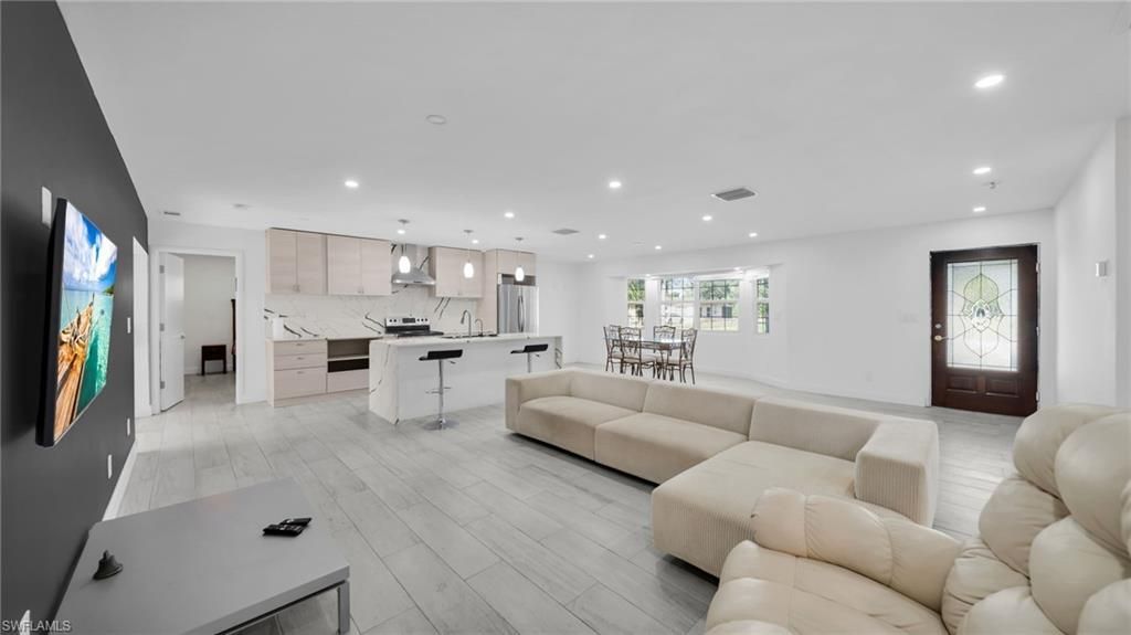 1672 Many Rd , North Fort Myers, FL 33903 Photo