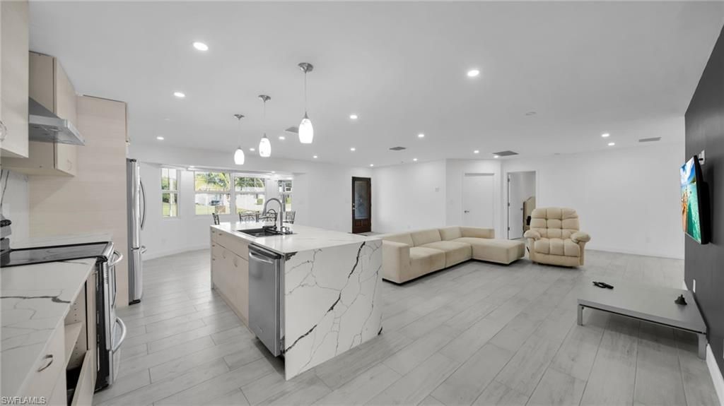 1672 Many Rd , North Fort Myers, FL 33903 Photo