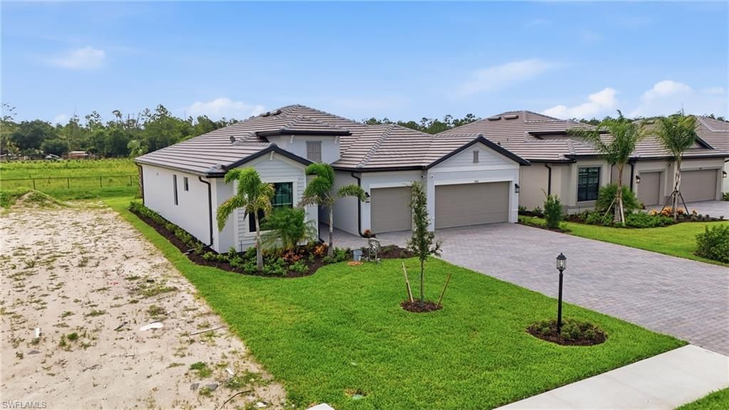 19697 Fox Grove Dr, Estero, FL 33928 Photo