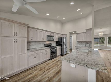 1284 Topaz Lane, Gardnerville, NV 89460 Photo