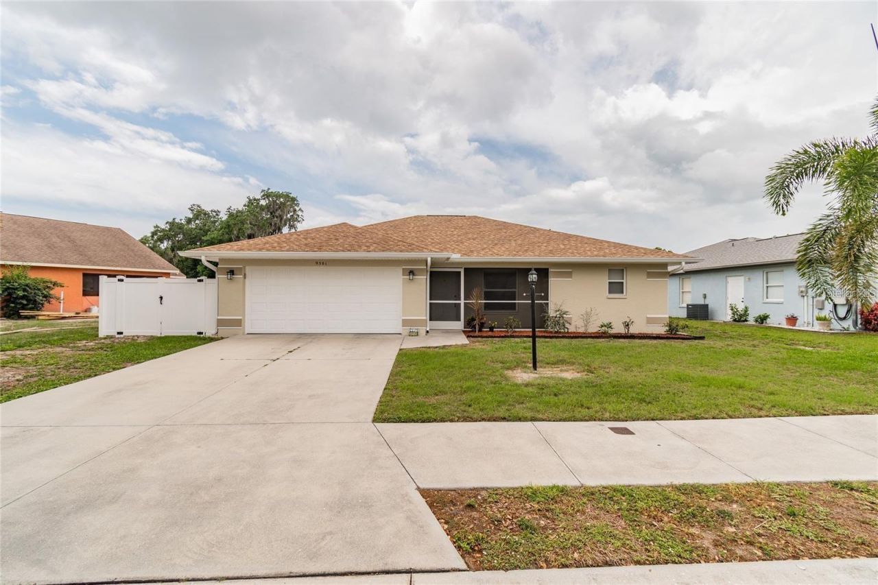 9501 27th Avenue E, Palmetto, FL 34221 Photo