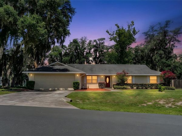7716 NATURE TRAIL , LAKELAND, FL 33809