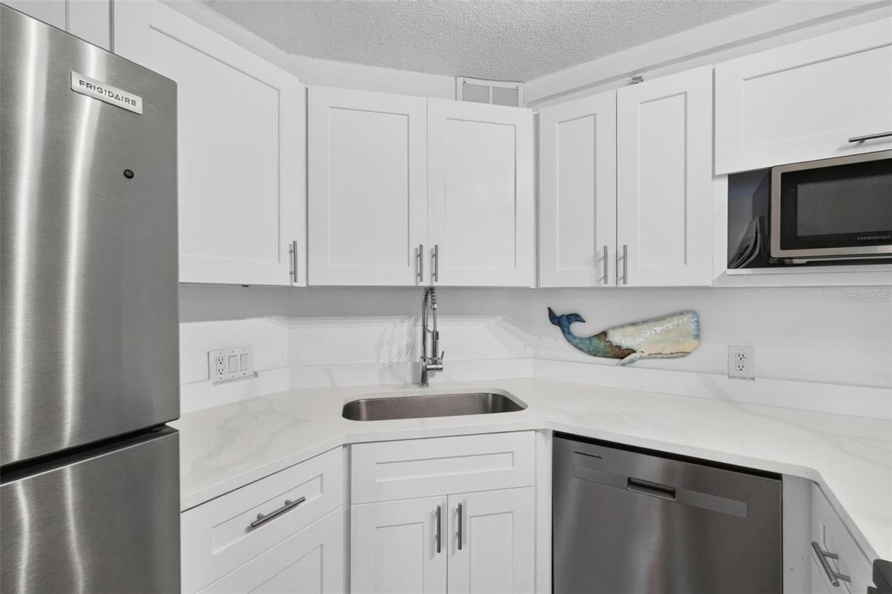 3315 58th Avenue S, Unit 105, Saint Petersburg, FL 33712 Photo