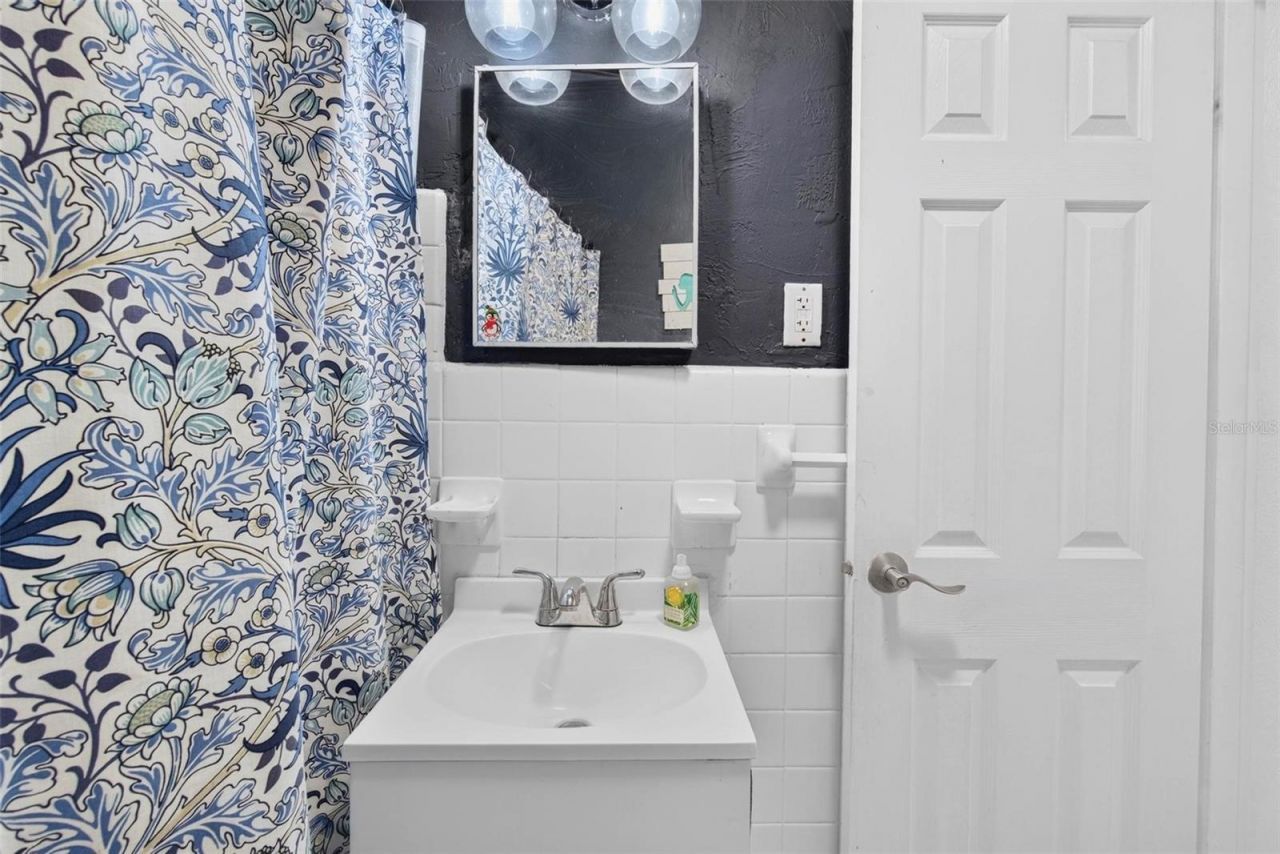 3315 58th Avenue S, Unit 105, Saint Petersburg, FL 33712 Photo