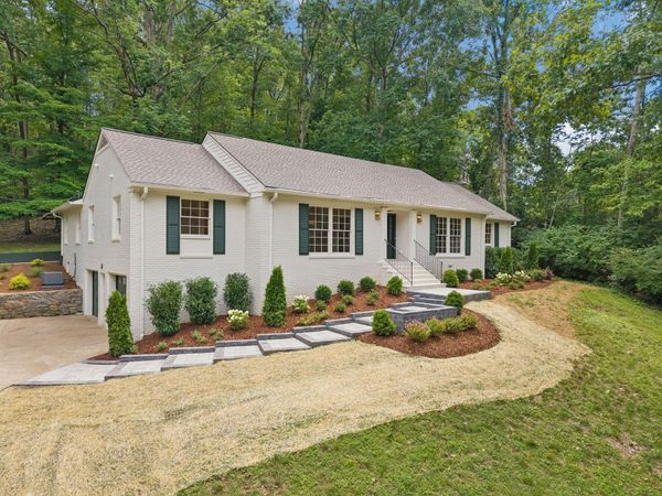 6004 Hillsboro Pike , Nashville, TN 37215