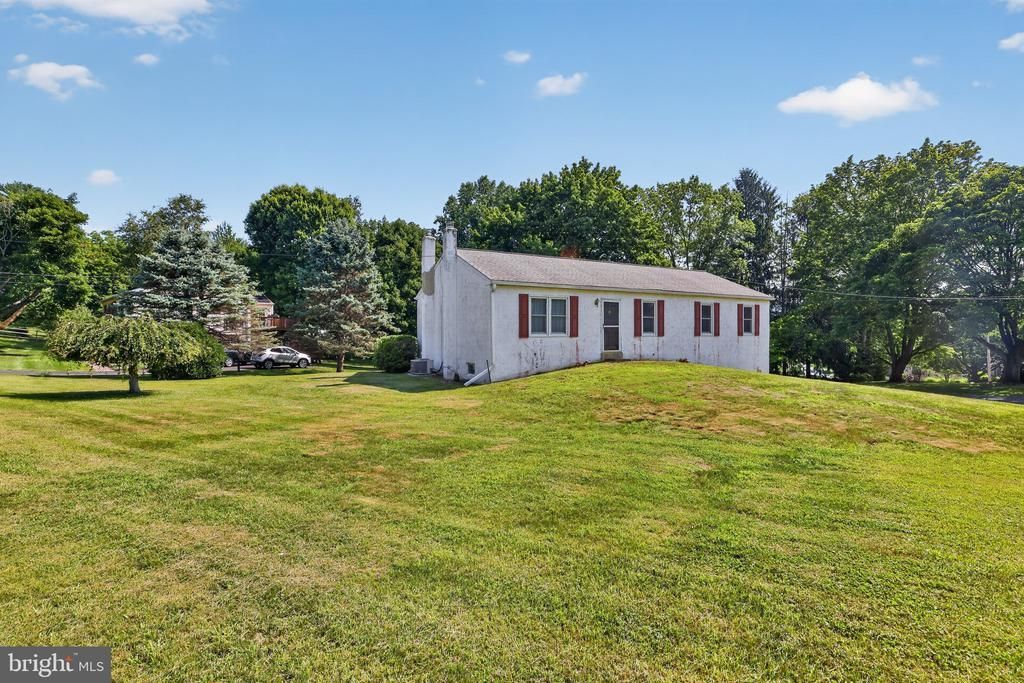 493 MCGREGOR DRIVE, WEST CHESTER, PA 19380