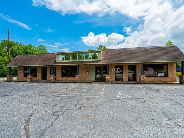 2301 Morganton Boulevard SW, Lenoir, NC 28645