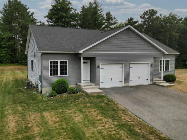 33 Smoke Ridge Road, Queensbury, NY 12804